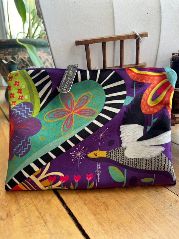 ESTUCHE CORAZÓN  DE CAIQUEN