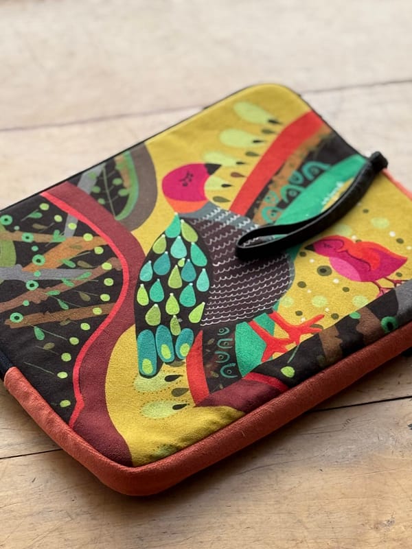 FUNDA TABLET CAIQUENES