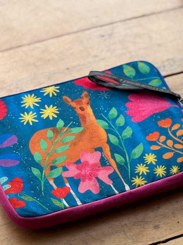 FUNDA TABLET GUANACO